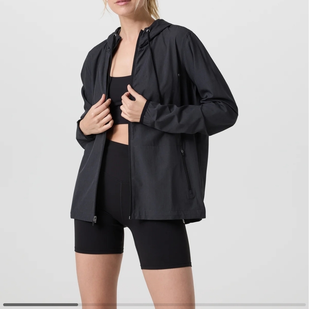 Vuori Womens Outdoor Trainer Shell